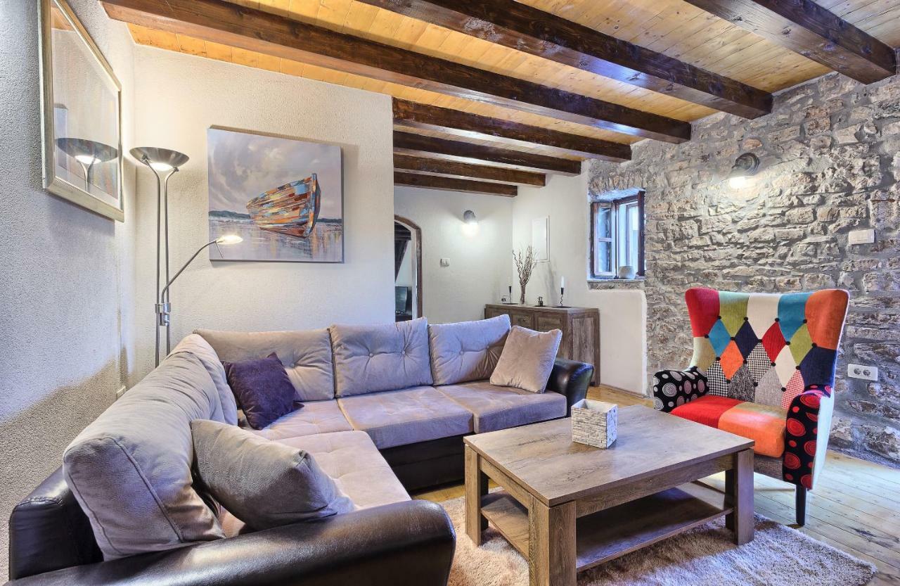 Dalmatia Stone House - Heated Pool Guest House Biorine Exterior foto
