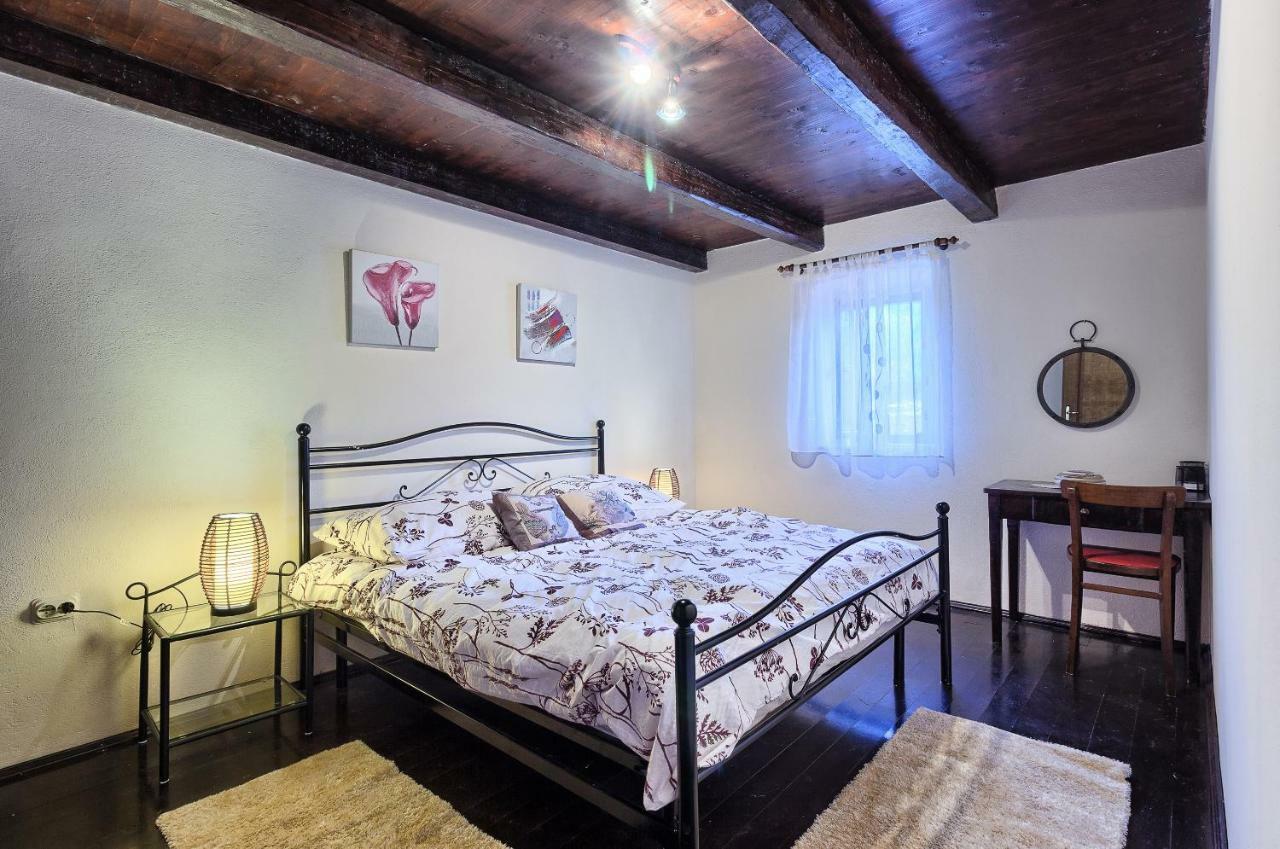 Dalmatia Stone House - Heated Pool Guest House Biorine Exterior foto