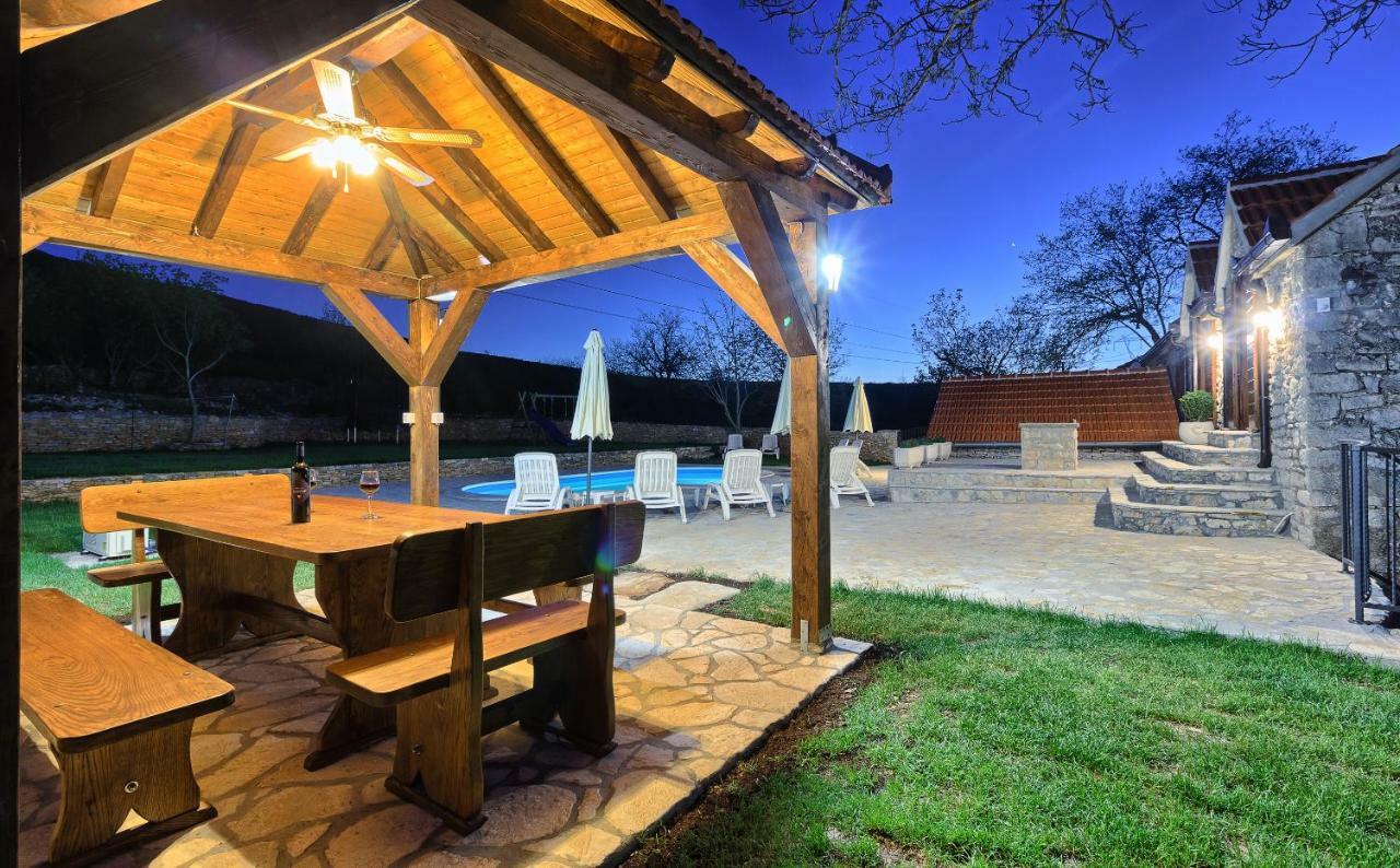 Dalmatia Stone House - Heated Pool Guest House Biorine Exterior foto