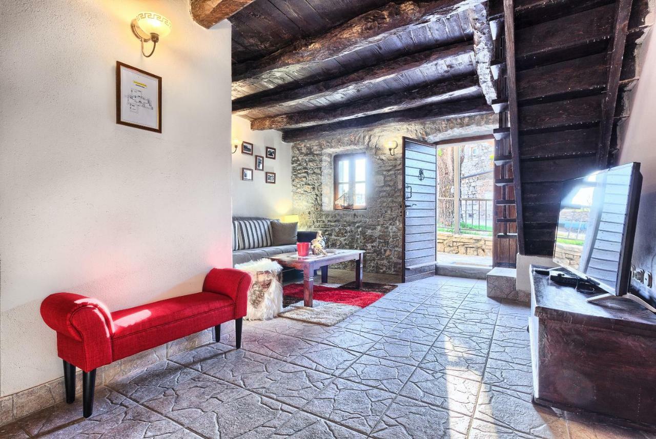 Dalmatia Stone House - Heated Pool Guest House Biorine Exterior foto